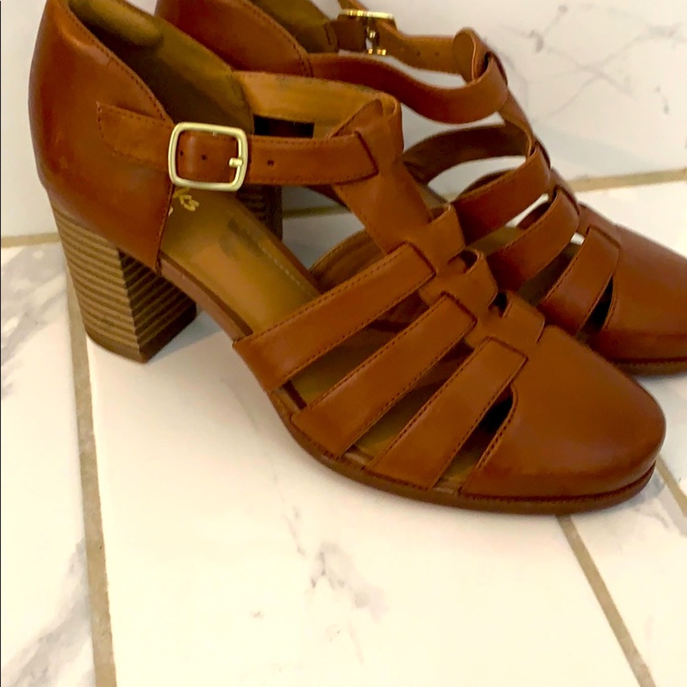 Clarks sandal